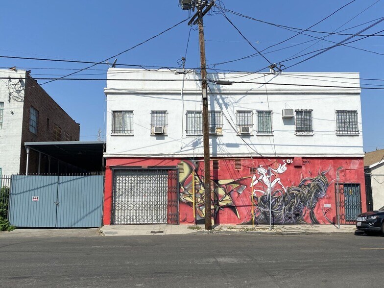 More Photos Of 159 S Anderson St, Los Angeles Warehouse For Lease