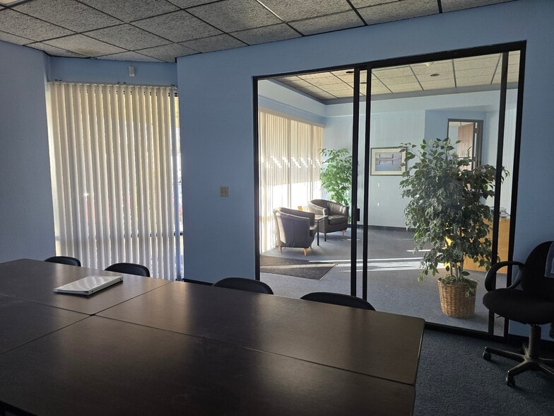 More Photos Of 15540 Rockfield Blvd, Irvine Research And Development For Lease