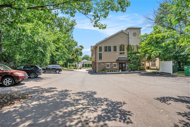 More Photos Of 813 Bethlehem Pike, Erdenheim Medical For Lease