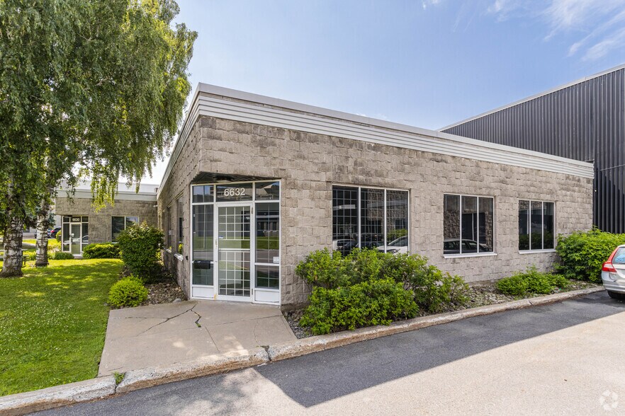 More Photos Of 6630-6650 Rue Abrams, Montréal Warehouse For Lease