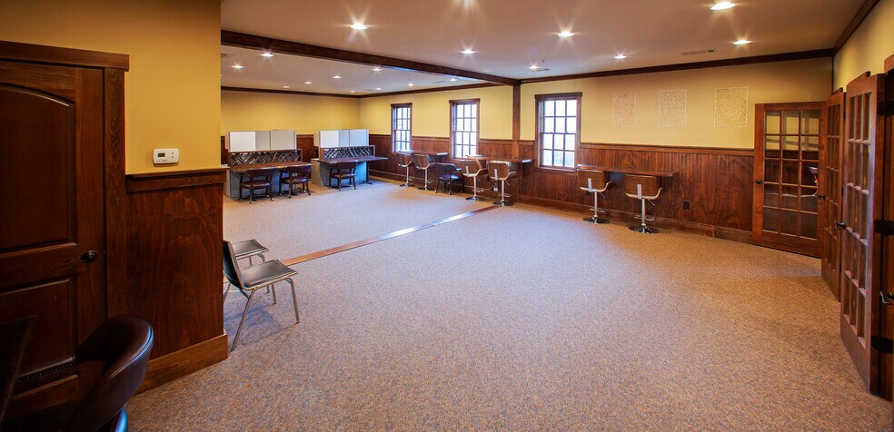 More Photos Of 60 N Gate Station Dr, Marble Hill Unknown For Lease