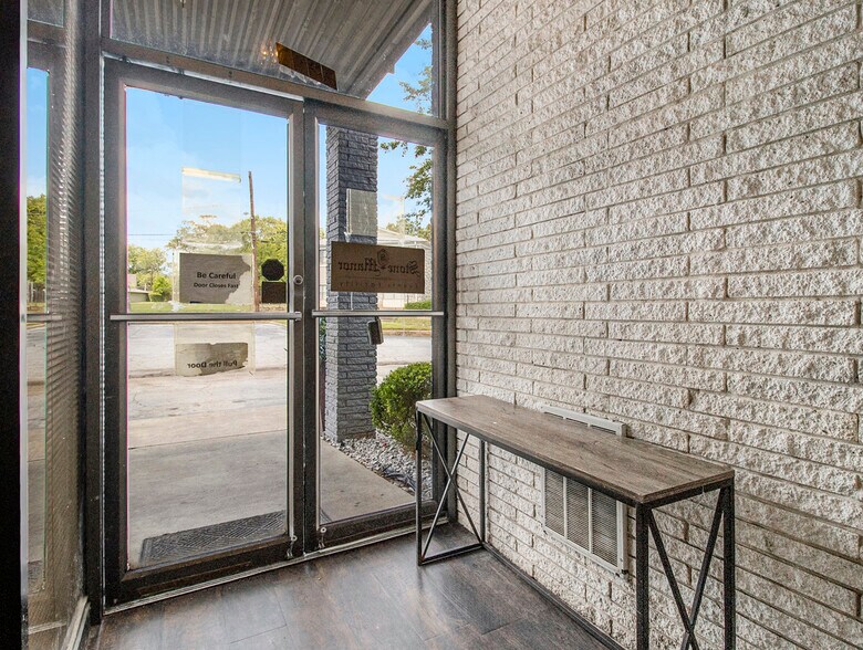 More Photos Of 3113 Stone Mountain St, Lithonia Storefront Retail Office For Sale