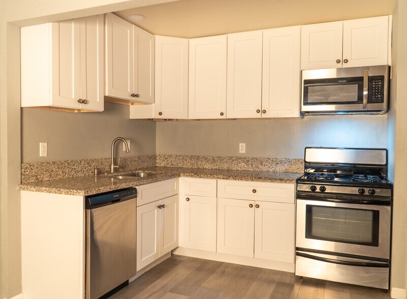 More Photos Of 74707 Sunset Dr, Twentynine Palms Specialty For Sale