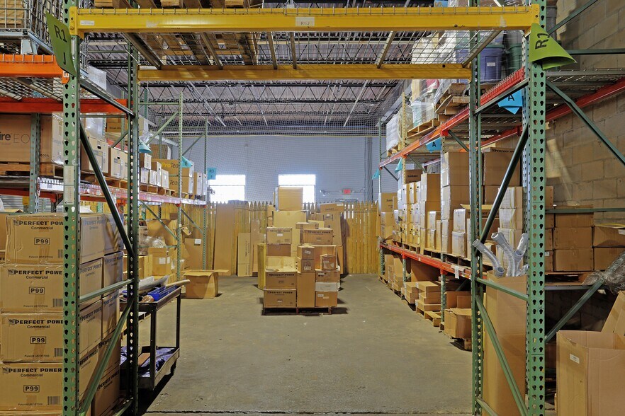 More Photos Of 110 South Ave, Garwood Distribution For Lease