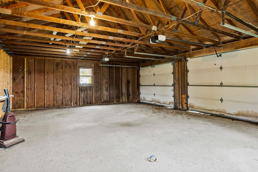 More Photos Of 47 Bronk Rd, Selkirk Land For Sale