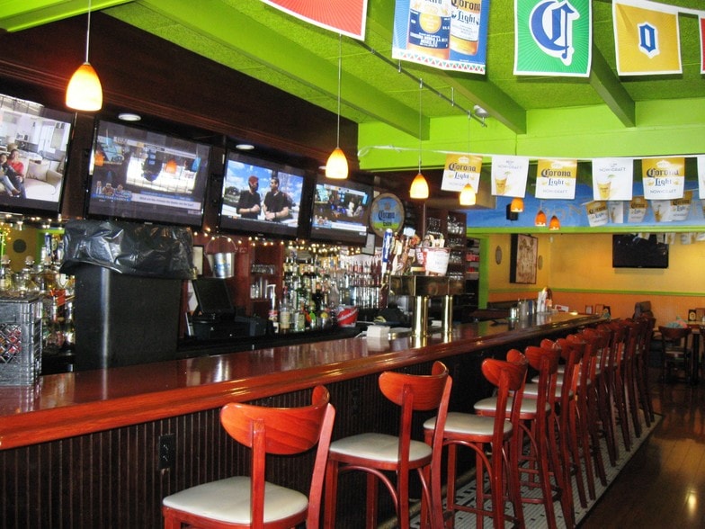 More Photos Of 360 Watertown Rd, Thomaston Restaurant For Sale