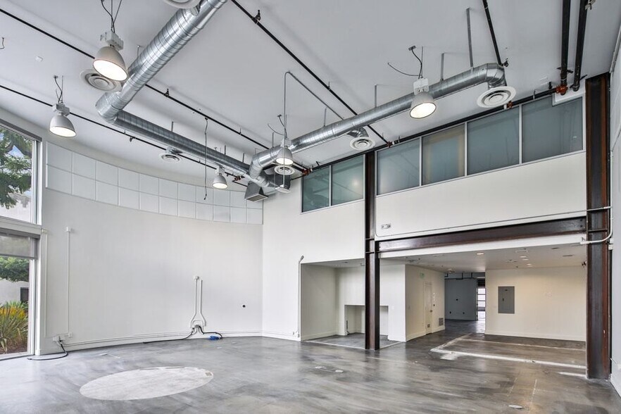 More Photos Of 8273-8277 Beverly Blvd, Los Angeles Loft Creative Space For Lease