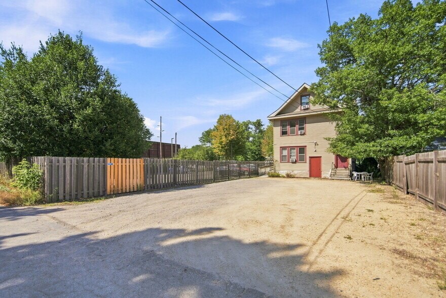 More Photos Of 1208 Grand Ave, Saint Paul Storefront Retail Office For Sale