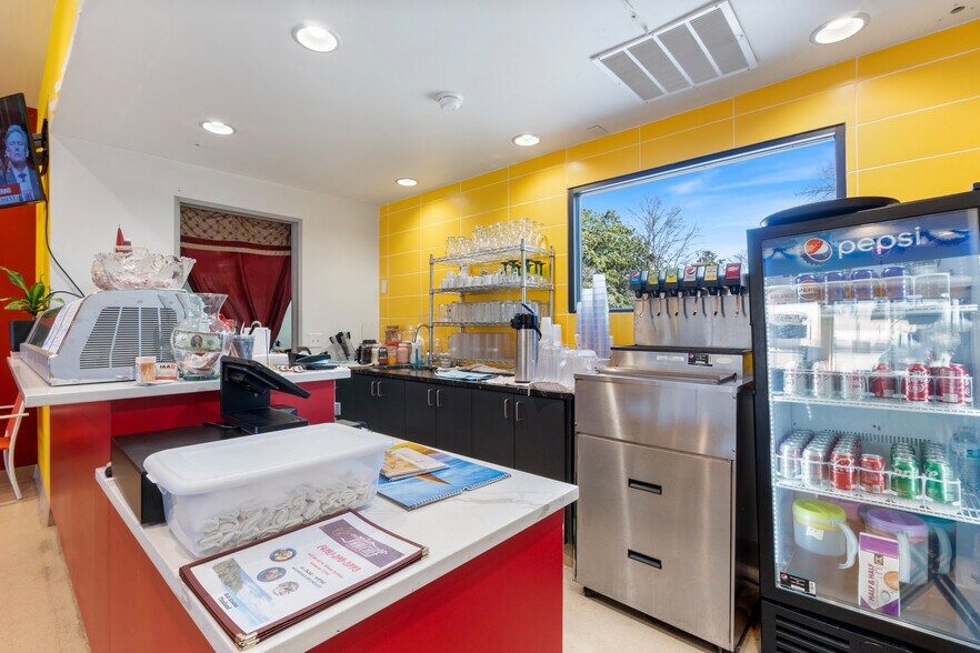 More Photos Of 403 Highway 412 W, Siloam Springs Restaurant For Sale