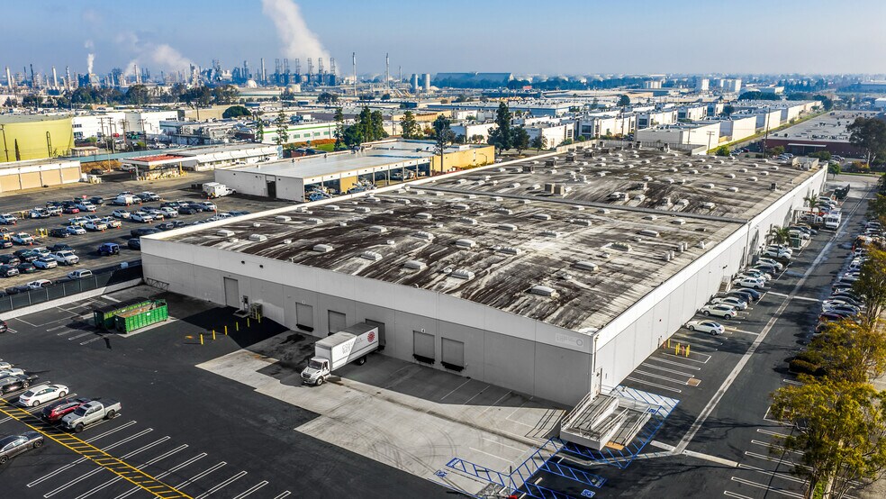 Primary Photo Of 525 Maple Ave, Torrance Distribution For Lease