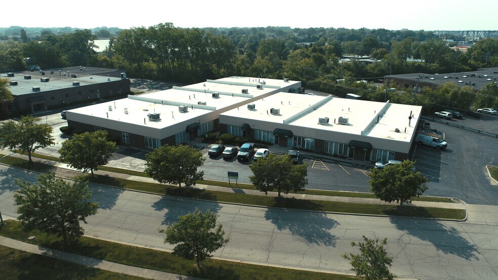 Primary Photo Of 2095 Stonington Ave, Hoffman Estates Warehouse For Lease
