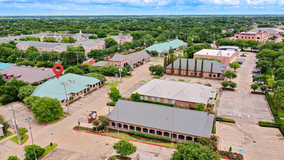 More Photos Of 3531 S Town Center Blvd, Sugar Land Medical For Lease