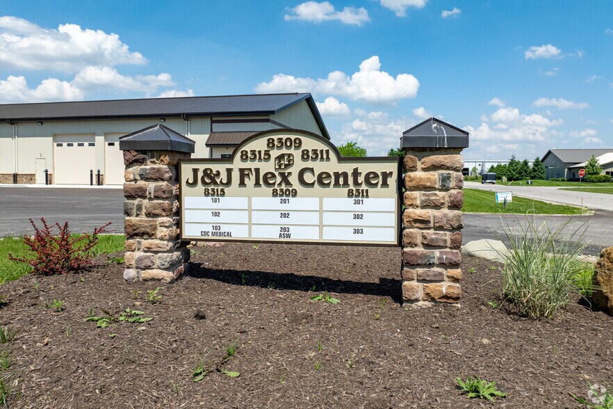 More Photos Of 8315 Estates Pky, Plain City Light Manufacturing For Lease