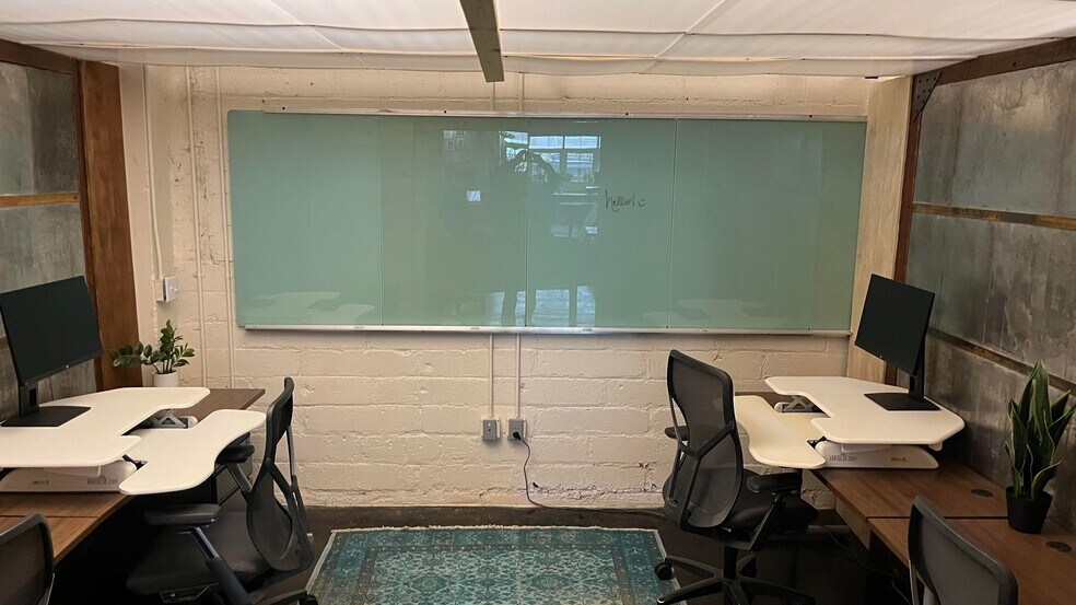 More Photos Of 1010 W Lake St, Minneapolis Coworking Space