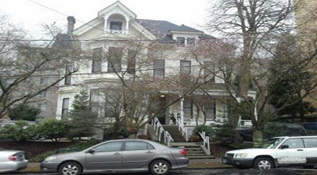 More Photos Of 1962 NW Kearney St, Portland Coworking Space