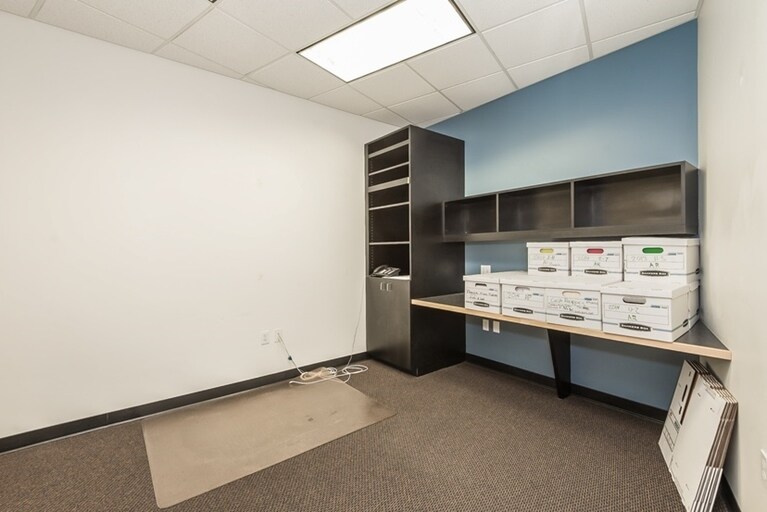 More Photos Of 13170 Spring St, Baldwin Park Warehouse For Lease