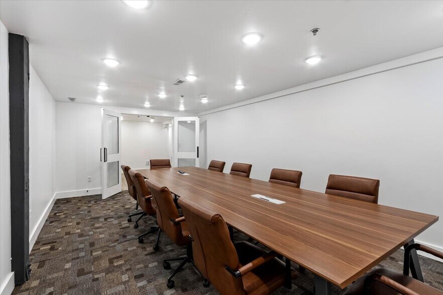 More Photos Of 147 Main Ave E, Twin Falls Office For Lease
