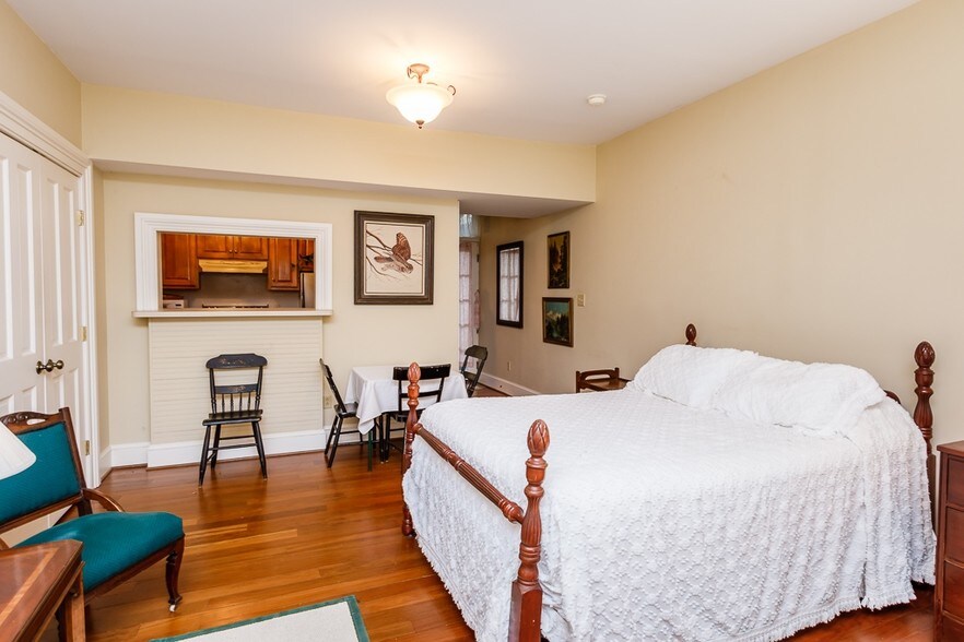 More Photos Of 11441 Grub Hill Church Rd, Amelia Court House Hospitality For Sale