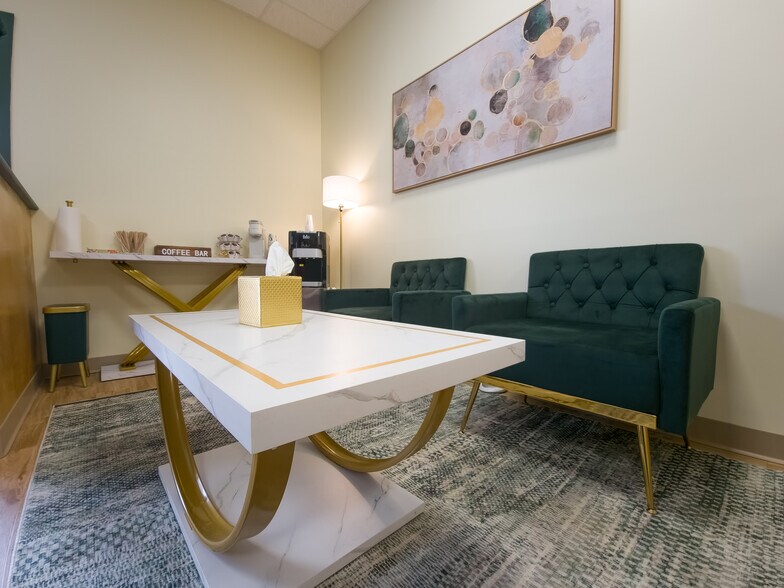 More Photos Of 770 Broadway, Raynham Storefront Retail Office For Lease