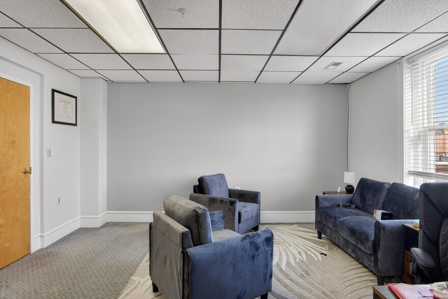 More Photos Of 104-110 S Hill Ave, South Hill Office Residential For Sale