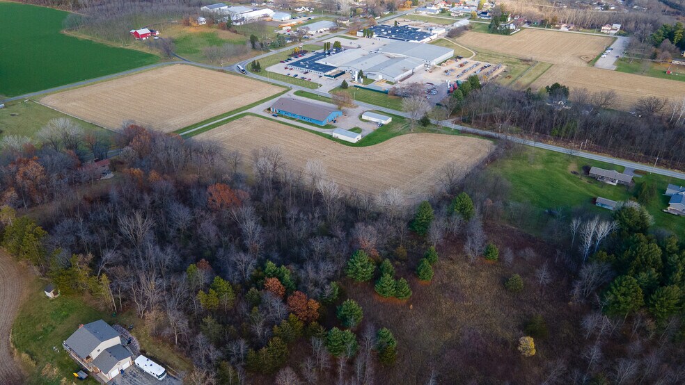 More Photos Of 16771 S 15th St, Galesville Warehouse For Sale