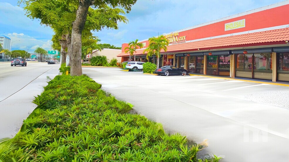 More Photos Of 41 NW 167th St, North Miami Beach Freestanding For Lease