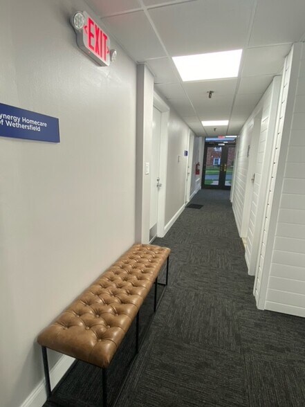 More Photos Of 415 Silas Deane Hwy, Wethersfield Office For Lease