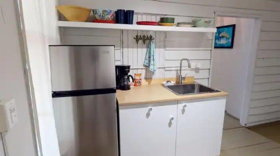 More Photos Of 85 Main St, Georgetown Specialty For Sale