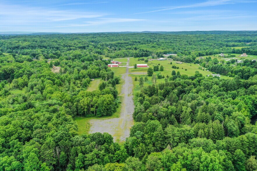 More Photos Of 269 Stone Schoolhouse Rd, Bloomingburg Warehouse For Sale