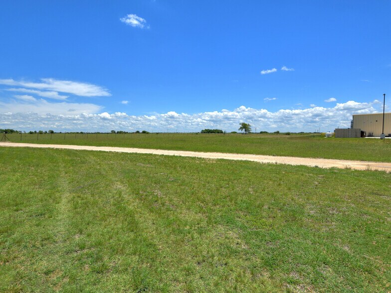 More Photos Of 9270 San Marcos Hwy, Fentress Land For Sale