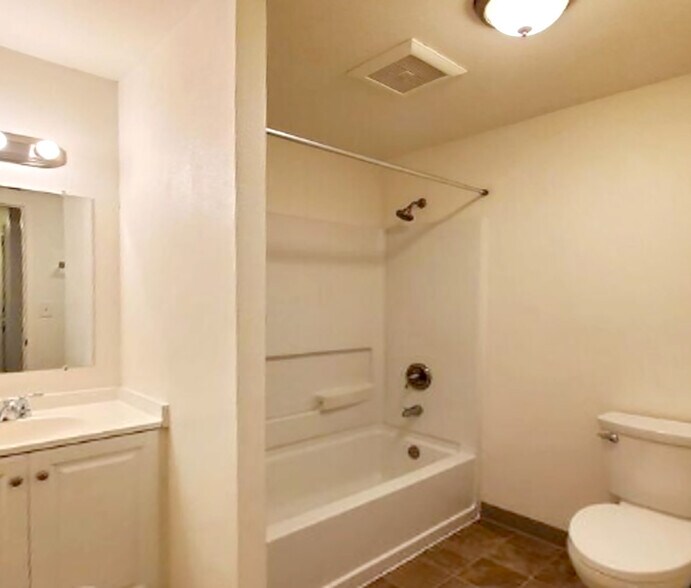 More Photos Of 1267 SE Holman Ave, Dallas Apartments For Sale