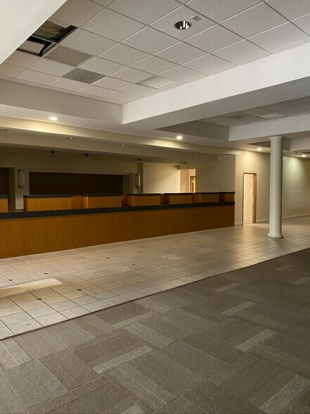 More Photos Of 430 Brevard Ave, Cocoa Office For Sale