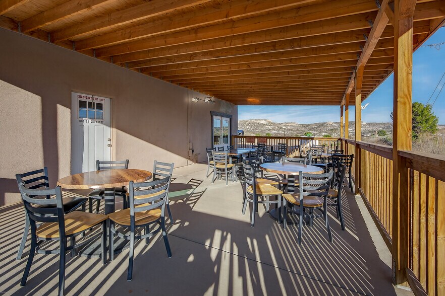 More Photos Of 545 S Main St, Camp Verde Storefront For Sale