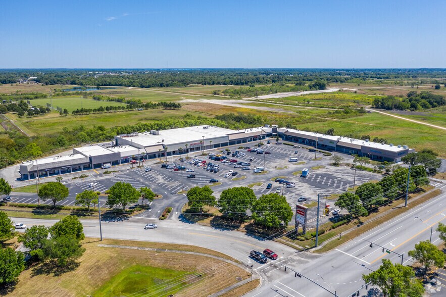 Primary Photo Of 2810-2946 Lakeland Highlands Rd, Lakeland General Retail For Sale