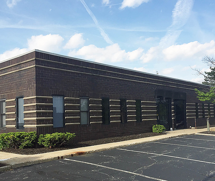 Primary Photo Of 23775 Commerce Park, Beachwood Office For Lease