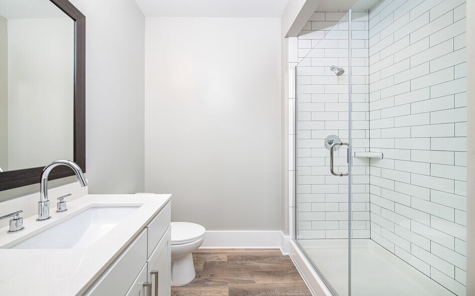 More Photos Of 725-735 Coleman Blvd, Mount Pleasant Apartments For Lease
