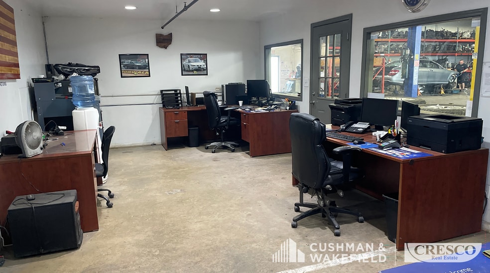 More Photos Of 3455 W 140th St, Cleveland Warehouse For Sale