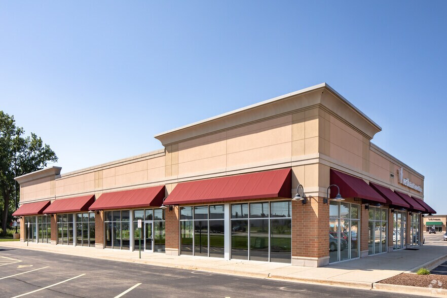 More Photos Of 2420-2430 Sycamore Rd, Dekalb Freestanding For Lease