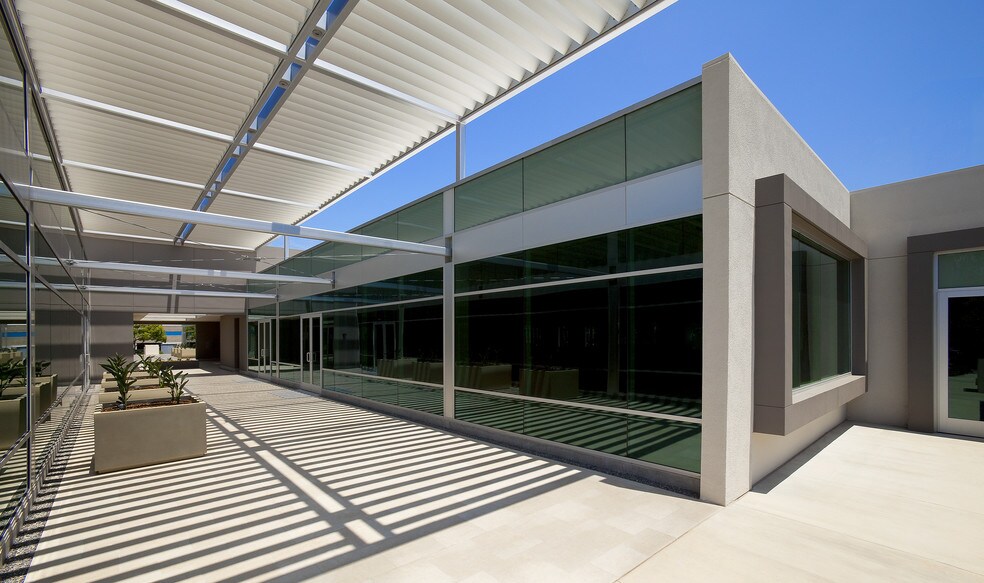 More Photos Of 17838-17880 Fitch, Irvine Loft Creative Space For Lease