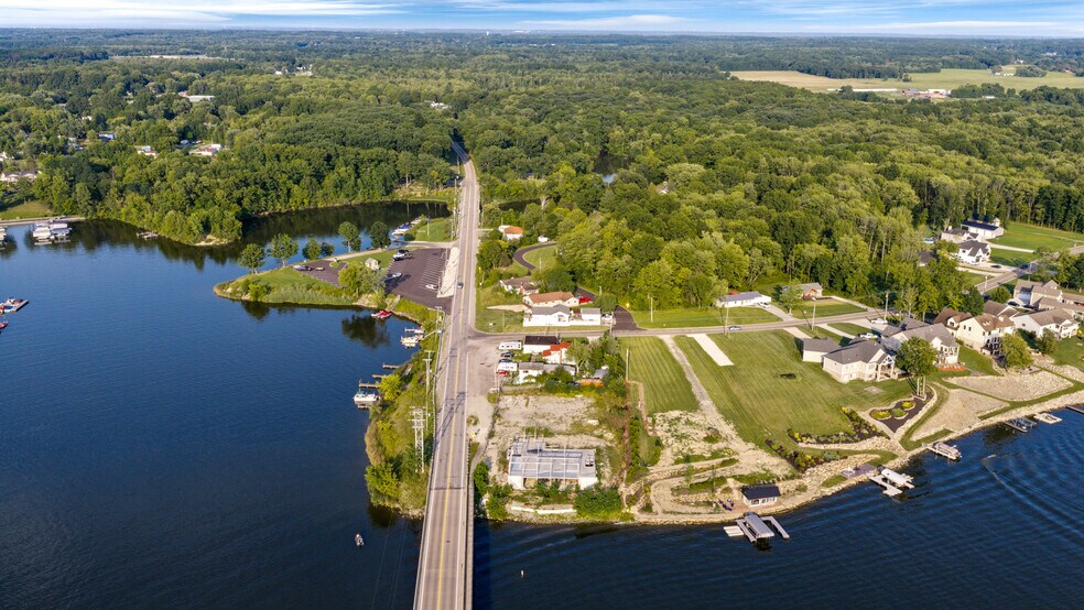 More Photos Of 17000 Mahoning ave, Lake Milton Restaurant For Sale