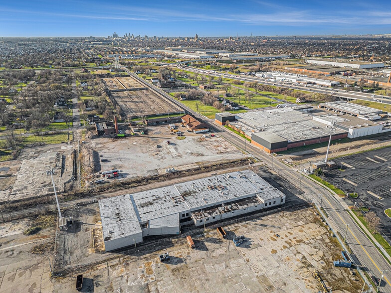 More Photos Of 14650 Dequindre St, Detroit Manufacturing For Sale