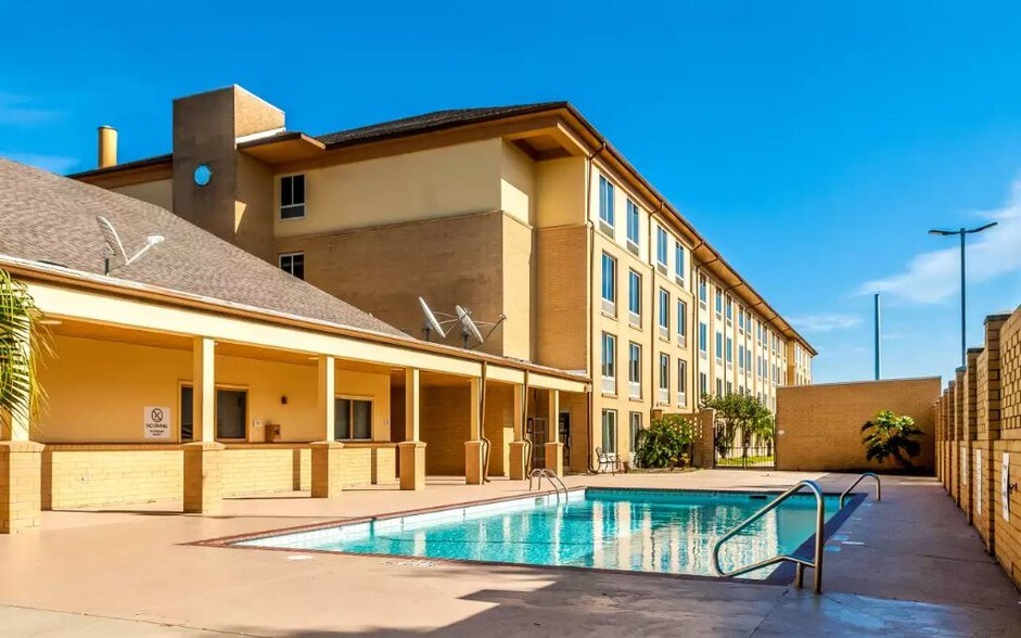 More Photos Of 12340 I-10 Service Rd, New Orleans Hotel For Sale