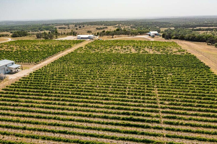 More Photos Of 301 W Main St, Llano Land For Sale