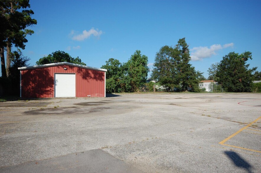 More Photos Of 2020 Fm-1960, Houston Storefront Retail Office For Lease