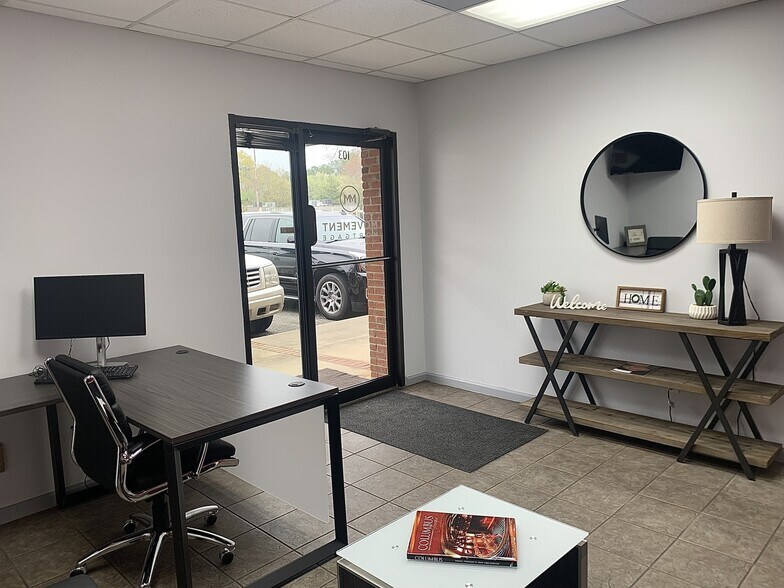 More Photos Of 5651 Whitesville Rd, Columbus Office For Sale