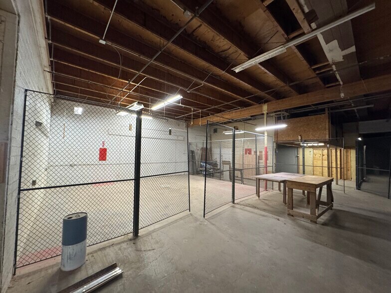 More Photos Of 2717 S 6th Ave, Tucson General Retail For Sale