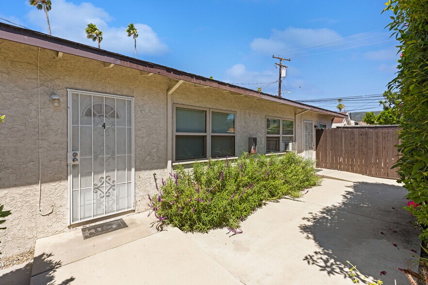 More Photos Of 480 W 18th St, San Bernardino Apartments For Sale