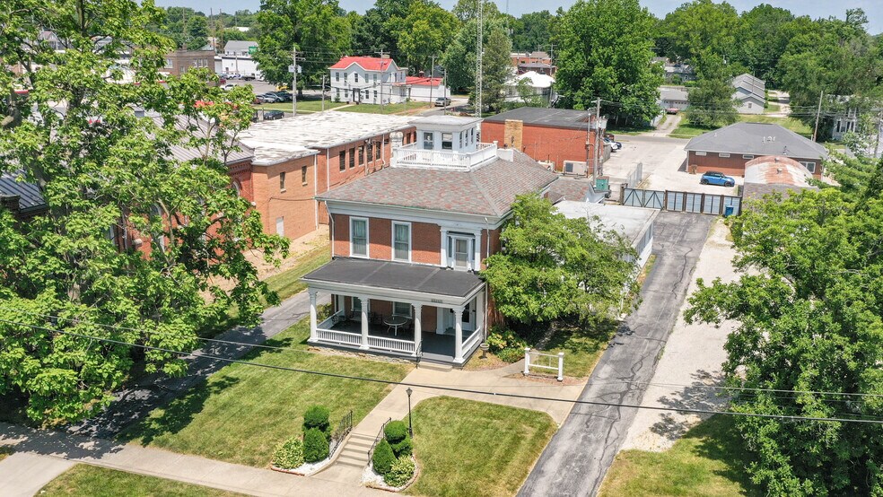 More Photos Of 212 E Main St, Carlinville Office Residential For Sale