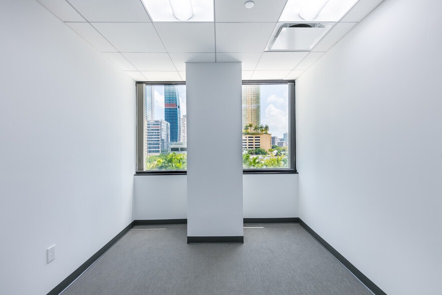 More Photos Of 1200 Brickell Ave, Miami Loft Creative Space For Sale