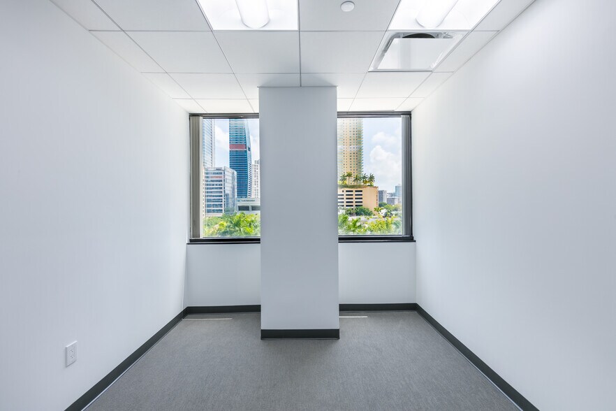 More Photos Of 1200 Brickell Ave, Miami Loft Creative Space For Sale